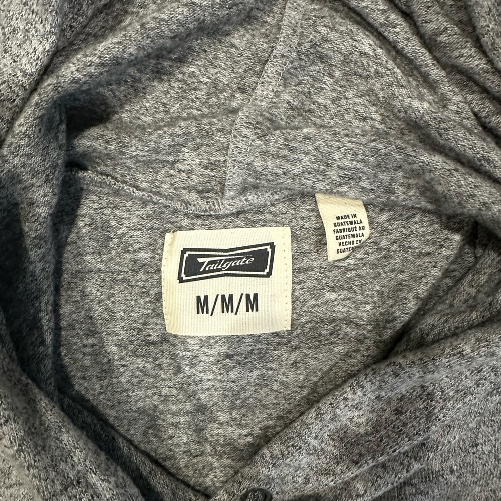 Red Sox sweatshirt - Picture 4 of 4